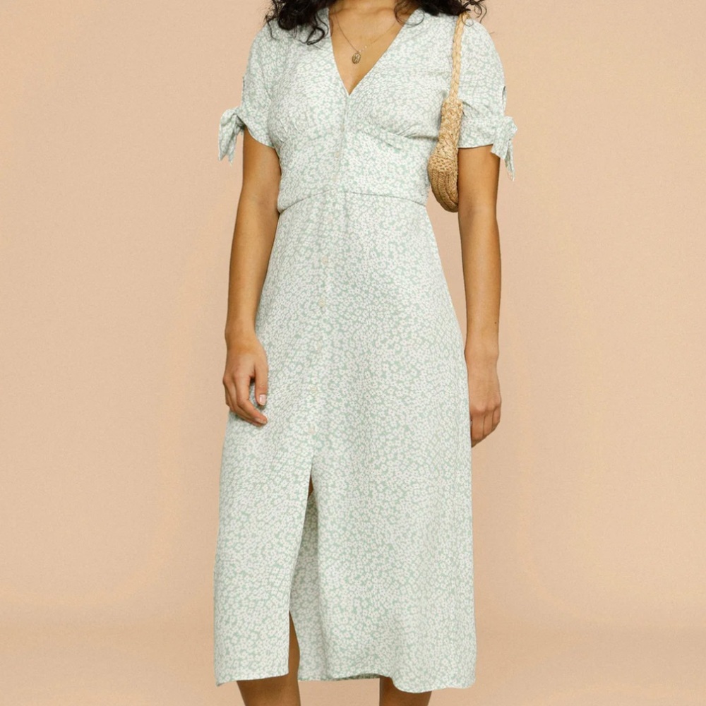 🎀Rouje Laura Dress 36 Mint Green Floral Dress Bow Sleeve Button Up Midi Length